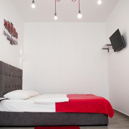 לבוב Deluxe Apartment In Old City Center מראה חיצוני תמונה