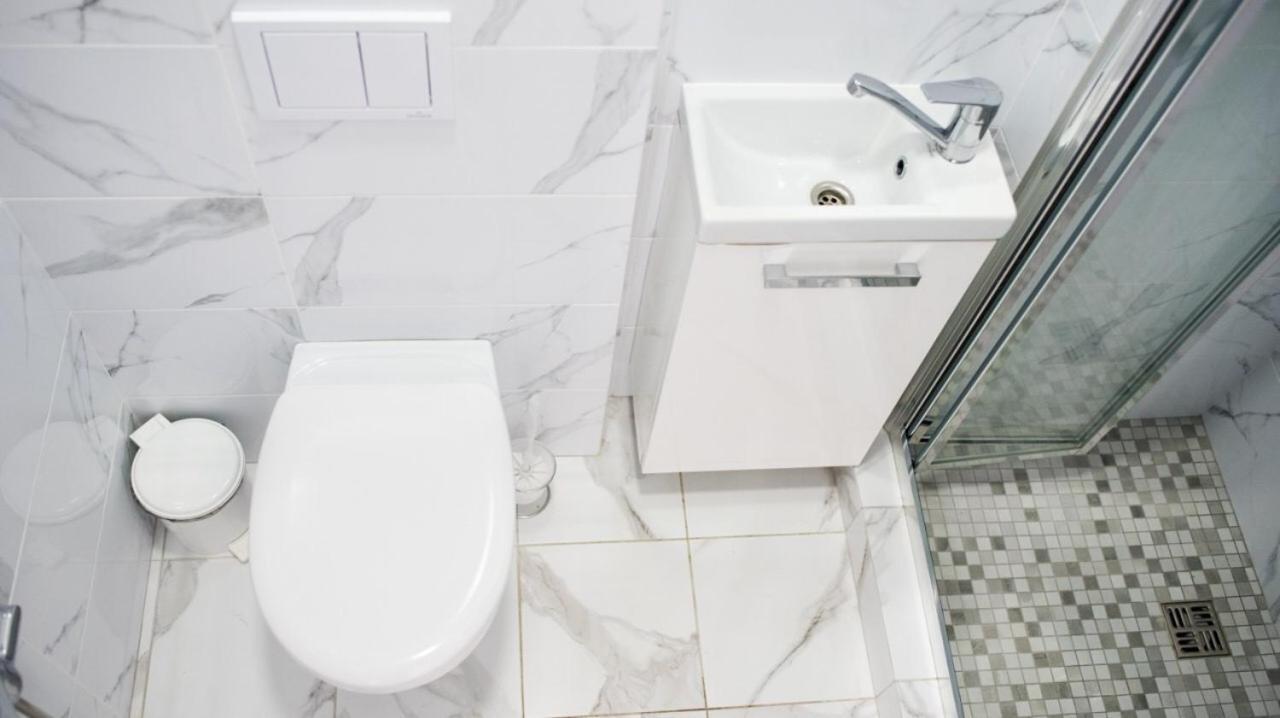 לבוב Deluxe Apartment In Old City Center מראה חיצוני תמונה